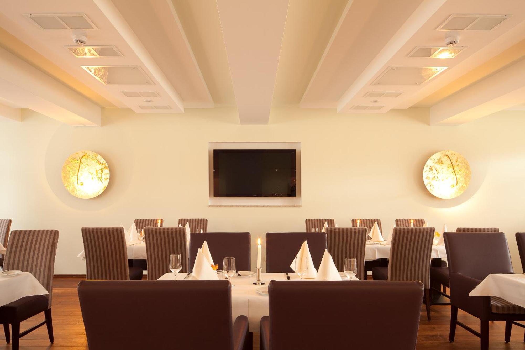 Hotel Zu Den Drei Linden Wermelskirchen Esterno foto