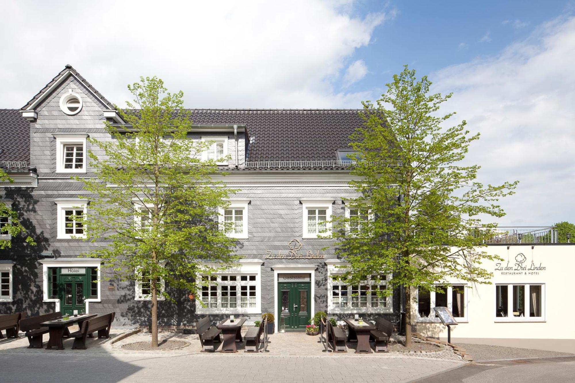 Hotel Zu Den Drei Linden Wermelskirchen Esterno foto