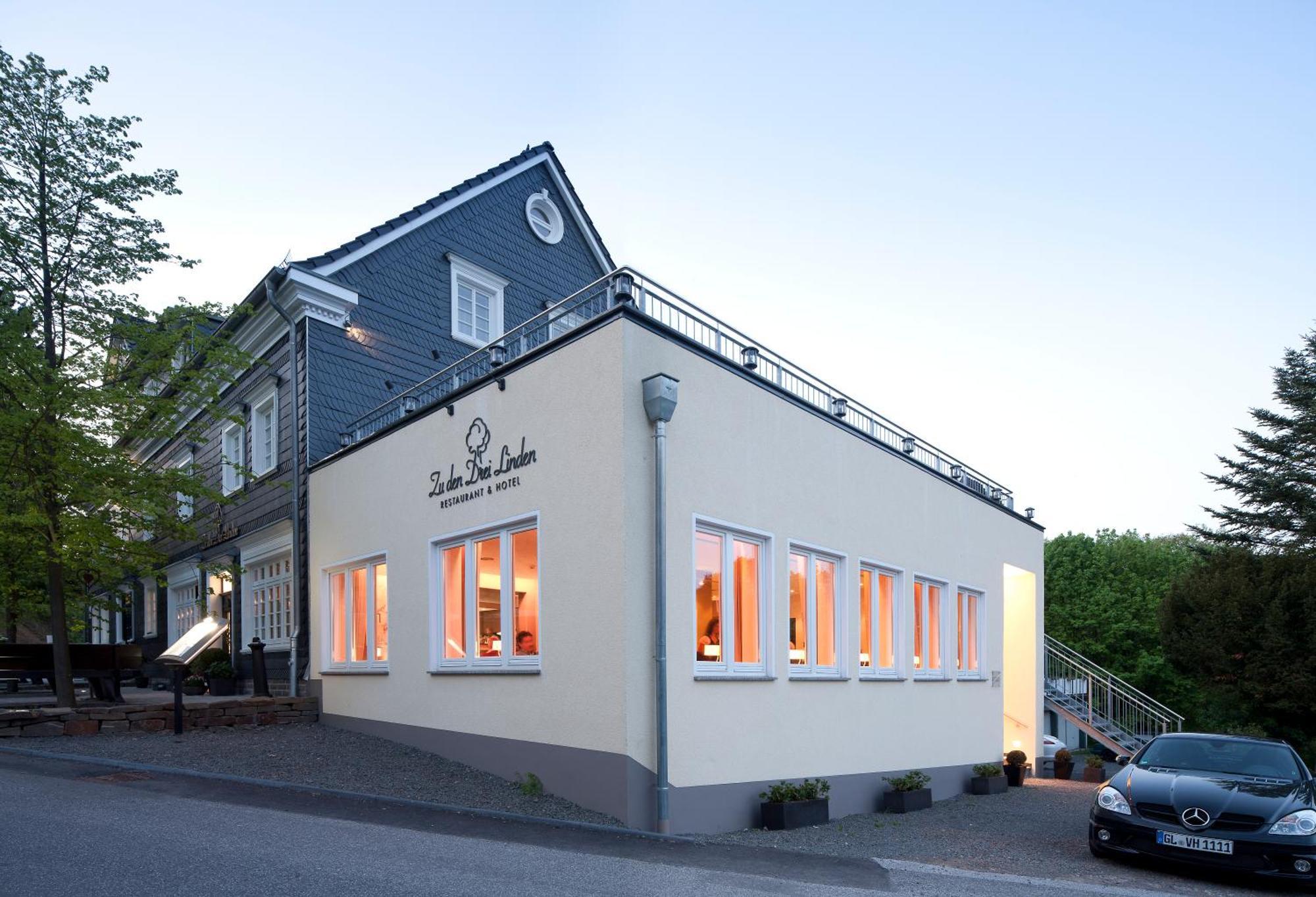 Hotel Zu Den Drei Linden Wermelskirchen Esterno foto